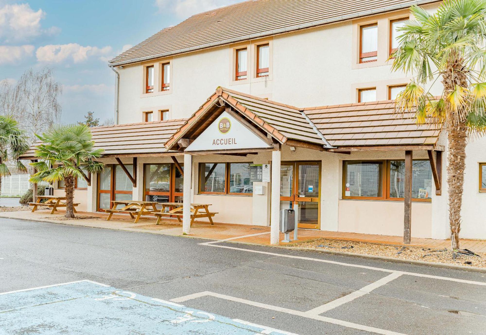 B&B Hotel Châtellerault Exterior photo