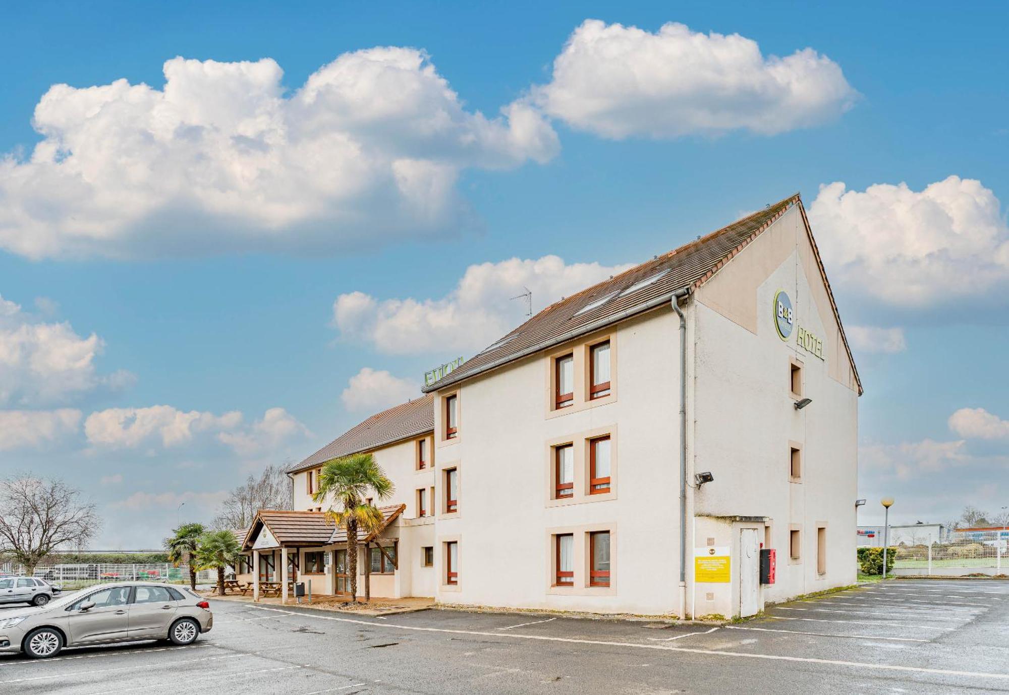 B&B Hotel Châtellerault Exterior photo