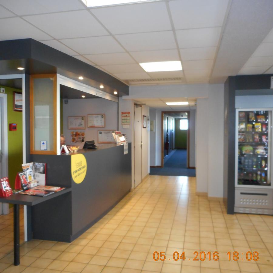 B&B Hotel Châtellerault Exterior photo