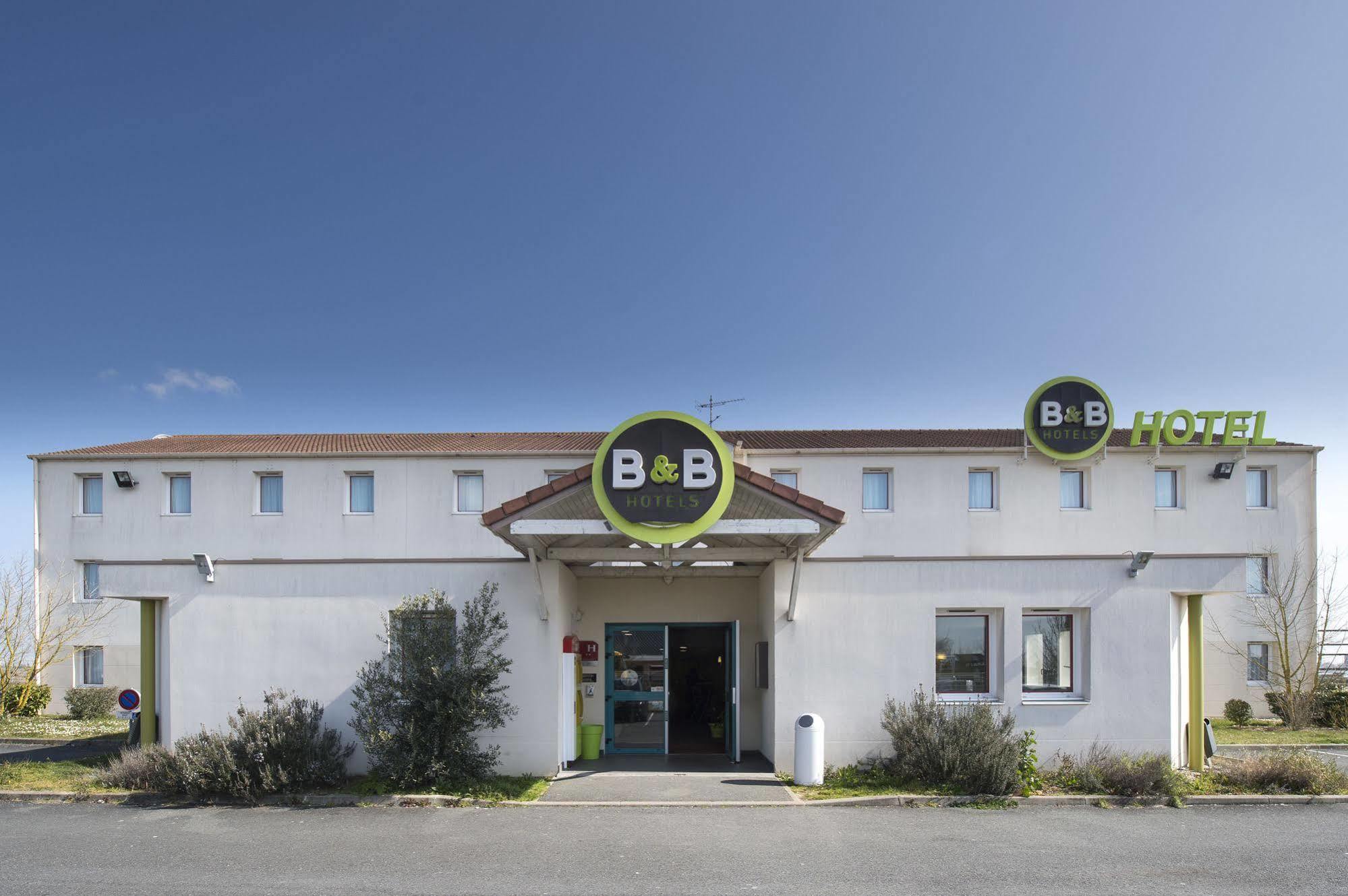 B&B Hotel Châtellerault Exterior photo